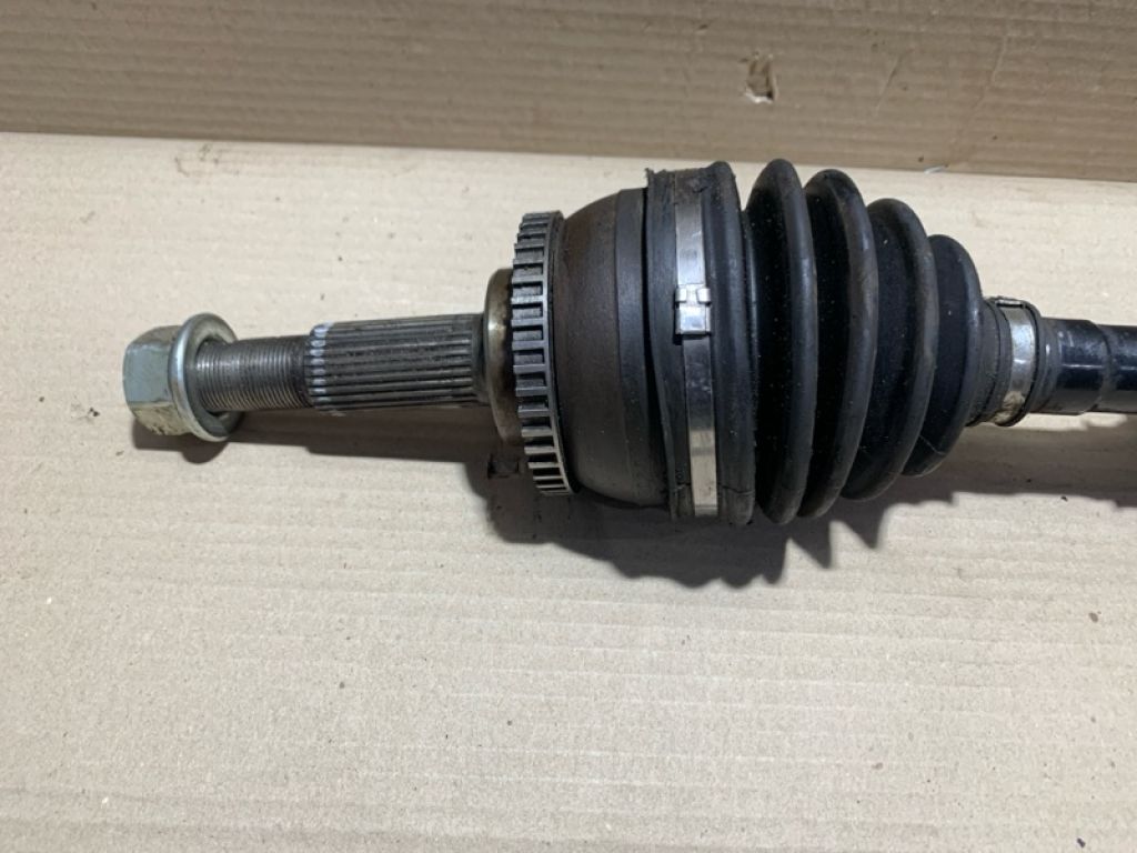 39100-8H615 | Привід передній прав. NISSAN X-TRAIL T30 01-07 - Фото 3