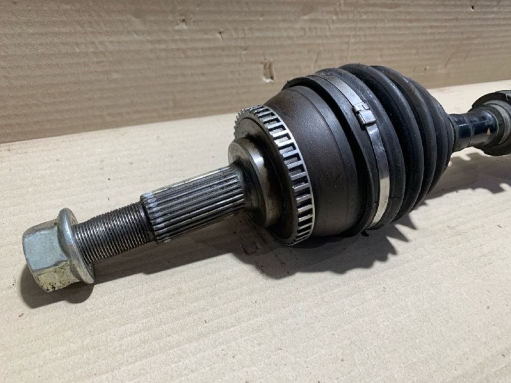 39100-8H615 | Привід передній прав. NISSAN X-TRAIL T30 01-07 - Фото 4