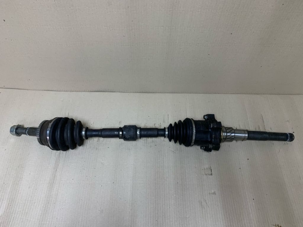 39100-8H615 | Привід передній прав. NISSAN X-TRAIL T30 01-07 - Фото 2