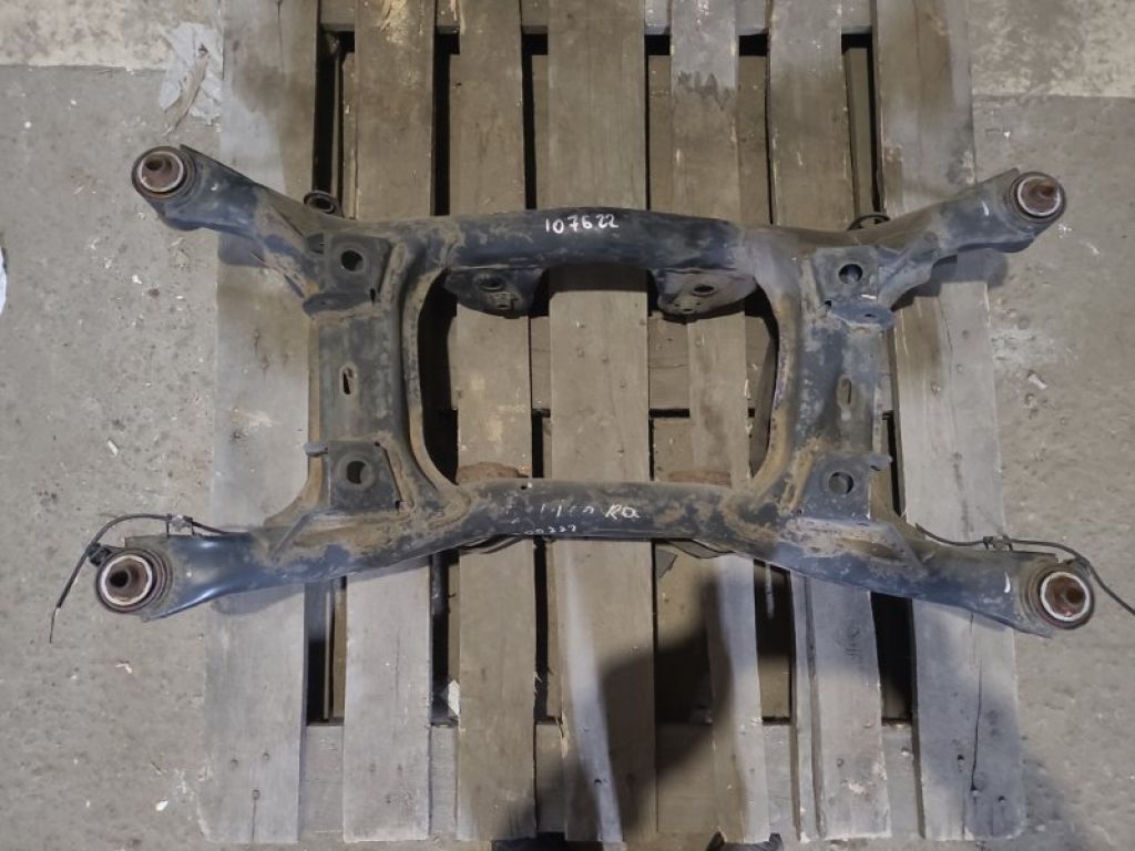 46800-65J01 | Балка задней подвески SUZUKI GRAND VITARA 05-15