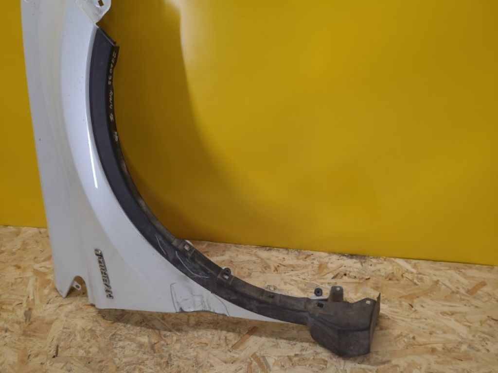 75601-42100 | Накладка крыла передн. прав. TOYOTA RAV4 13-19