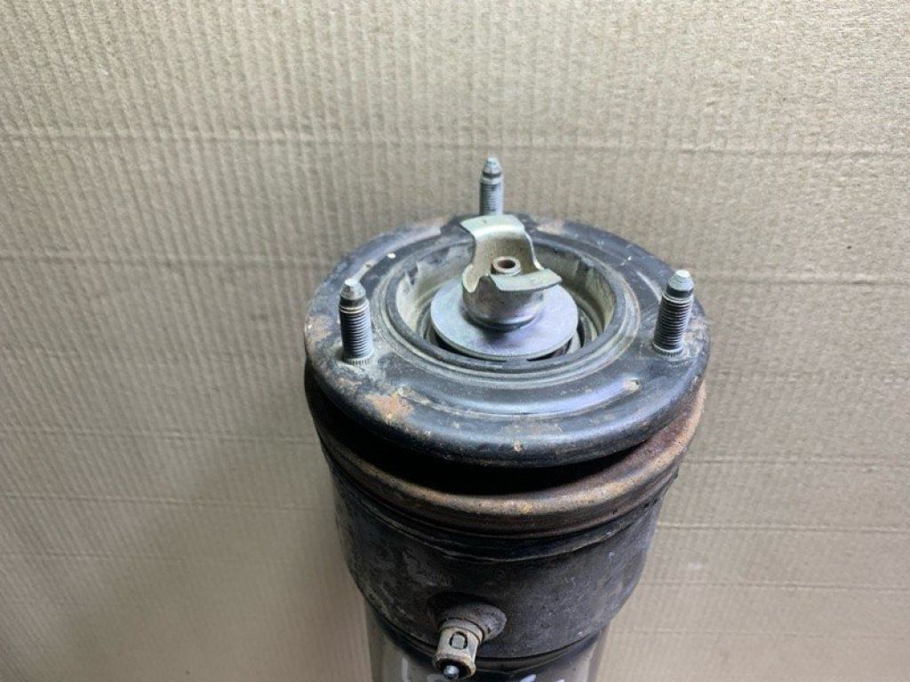 48080-50150 | Амортизатор задн. прав. LEXUS LS460 06-12 - Фото 3