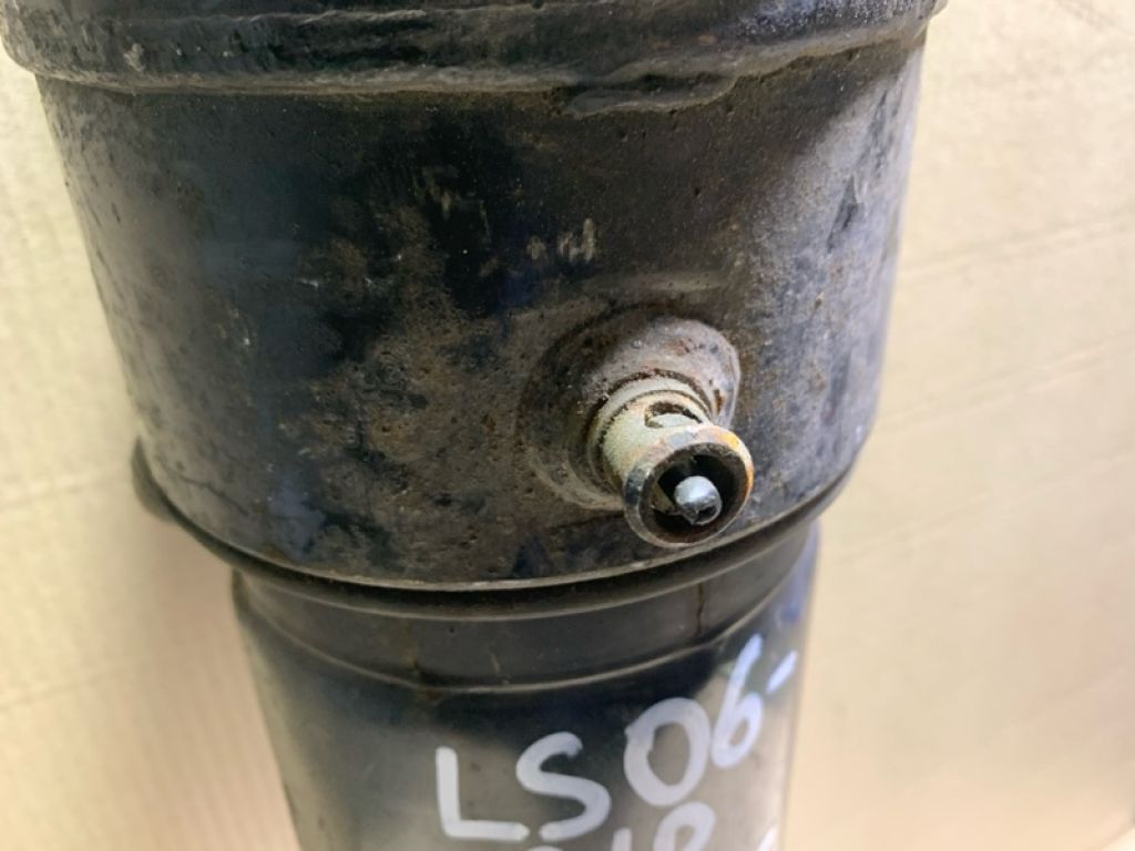 48080-50150 | Амортизатор задн. прав. LEXUS LS460 06-12 - Фото 4