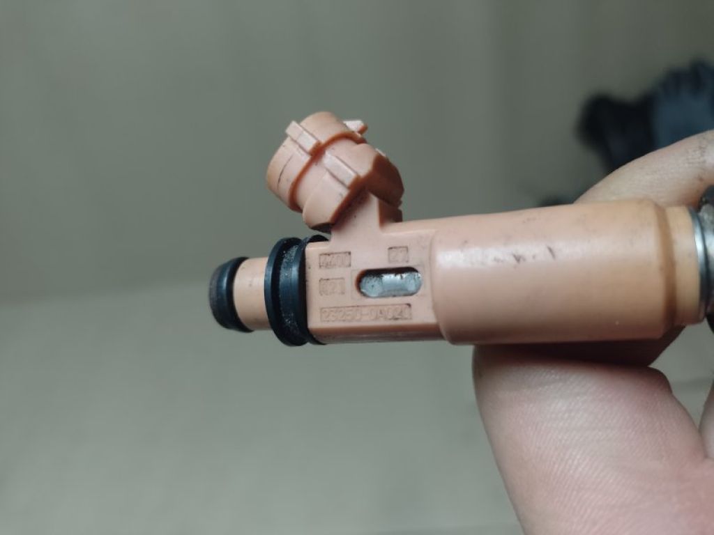 23209-0A020 | Форсунка топливная TOYOTA SOLARA 03-09 - Фото 3