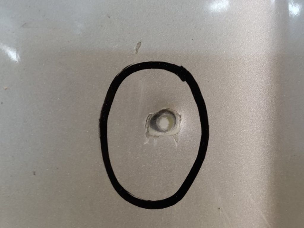 A 164 880 06 57 | Капот MERCEDES GL-CLASS X164 06-12 - Фото 4