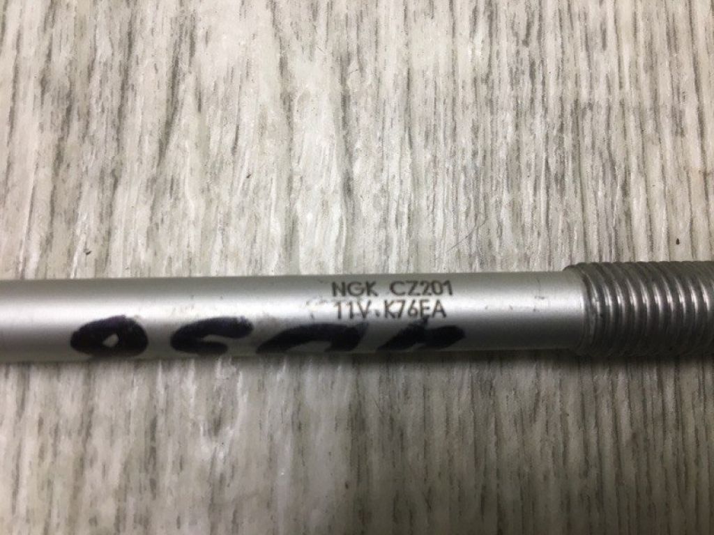 1820A009 | Свічка розжарення MITSUBISHI L200 06-14 - Фото 3