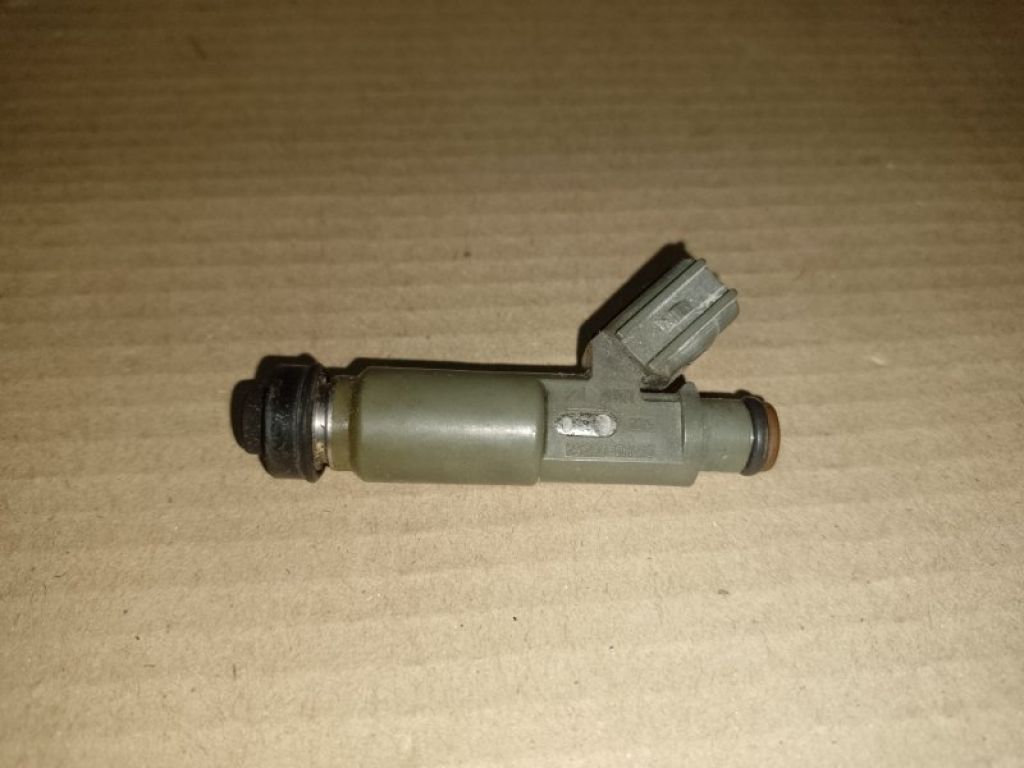 23209-0H010 | Форсунка топливная TOYOTA CAMRY 30 02-06