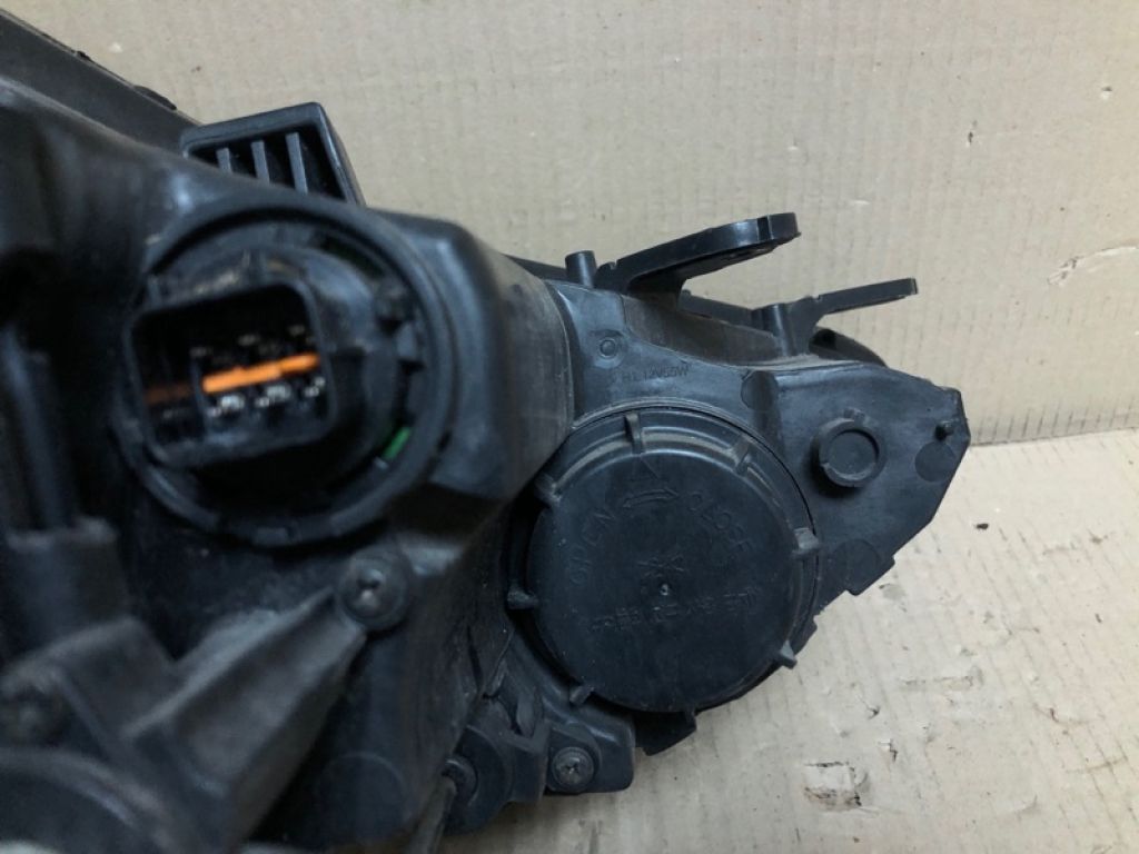 92101-3Y000 | Фара передн. лев. HYUNDAI ELANTRA MD 10-15 - Фото 12