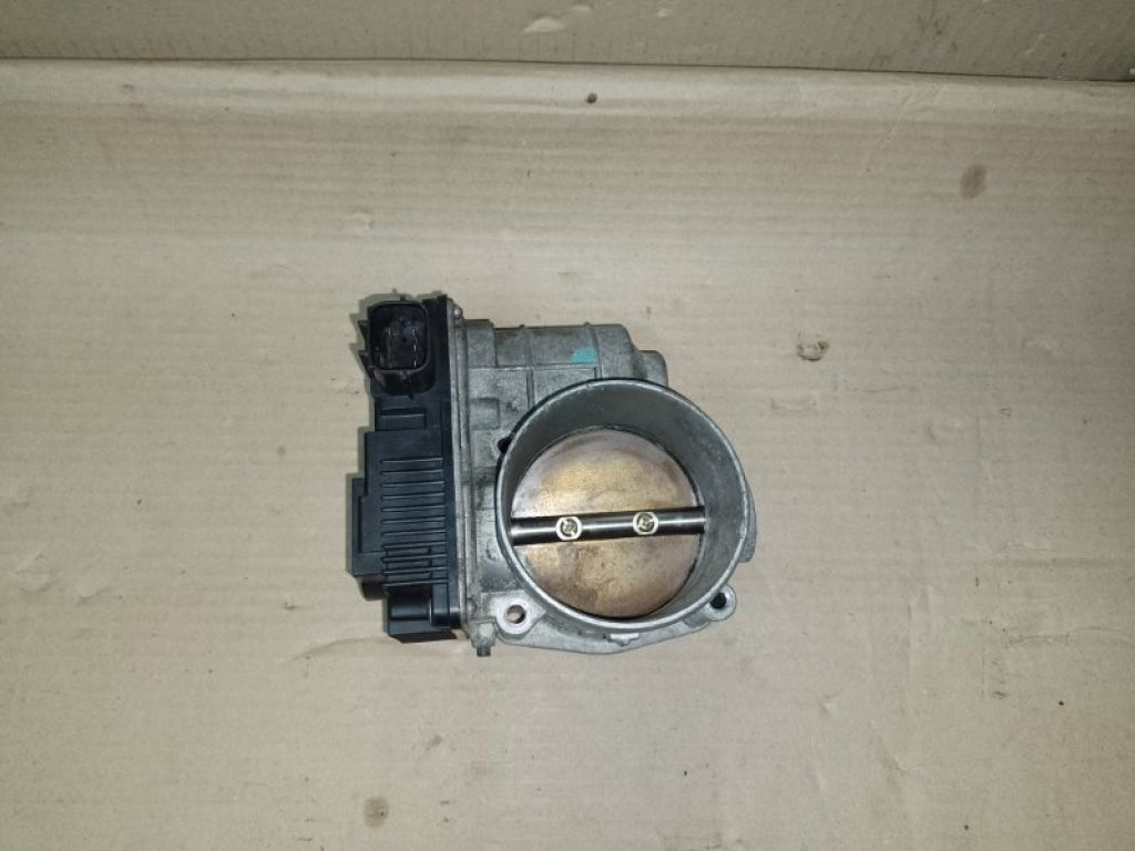 16119-8J10A | Дросельна заслінка NISSAN MURANO Z50 02-07