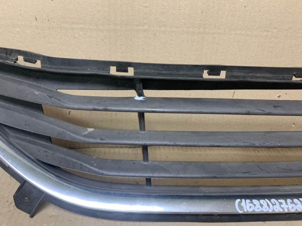 86560-3Y000 | Решітка переднього бампера HYUNDAI ELANTRA MD 10-15 - Фото 4