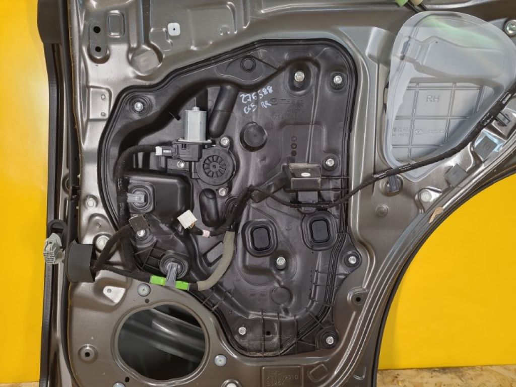 KB7W-72-590 | Стеклоподъемник задн. прав. MAZDA CX-5 (KF) 16-21