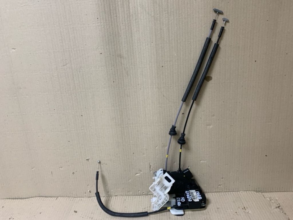 81420-3X010 | Замок двері задн. прав. HYUNDAI ELANTRA MD 10-15