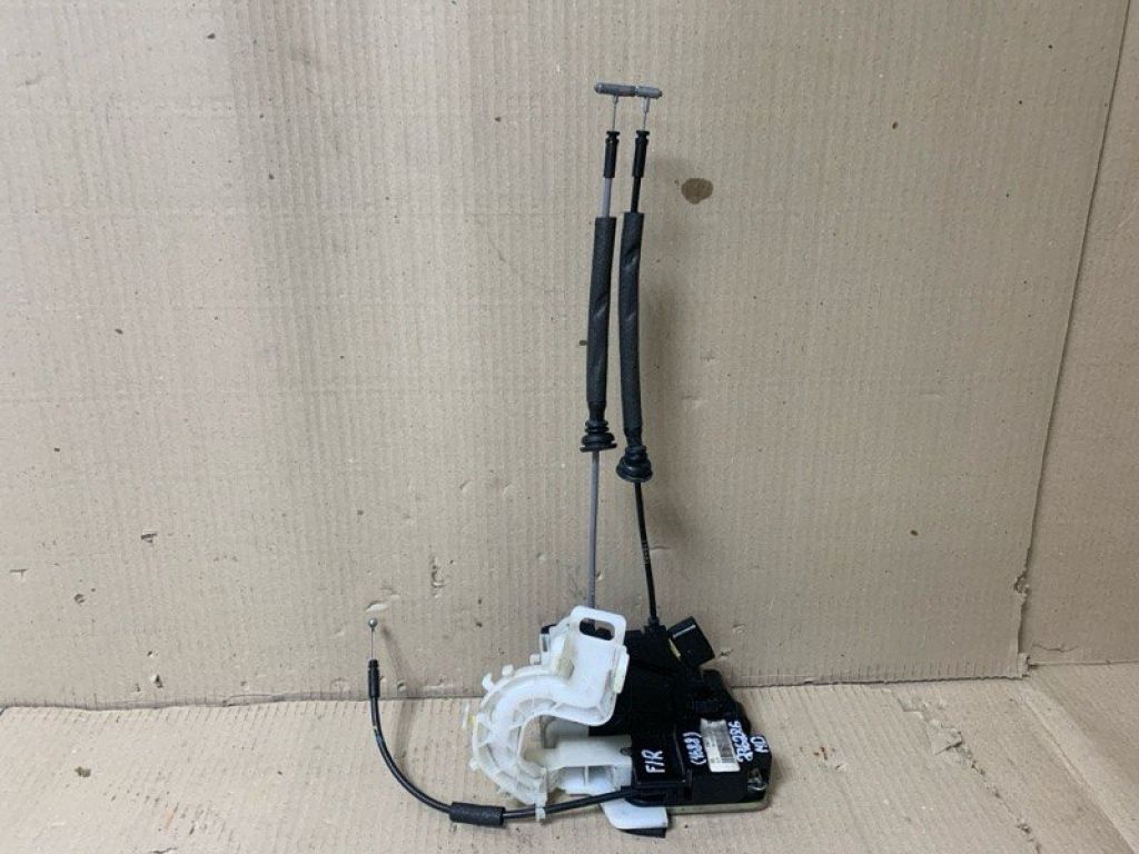 81320-3X010 | Замок двері передн. прав. HYUNDAI ELANTRA MD 10-15