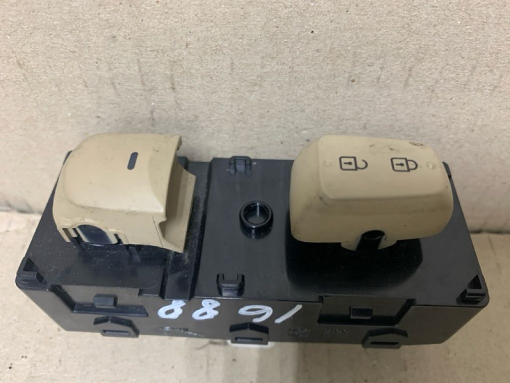93575-3X100YDA | Кнопка стеклоподъемника передн. прав. HYUNDAI ELANTRA MD 10-15 - Фото 4