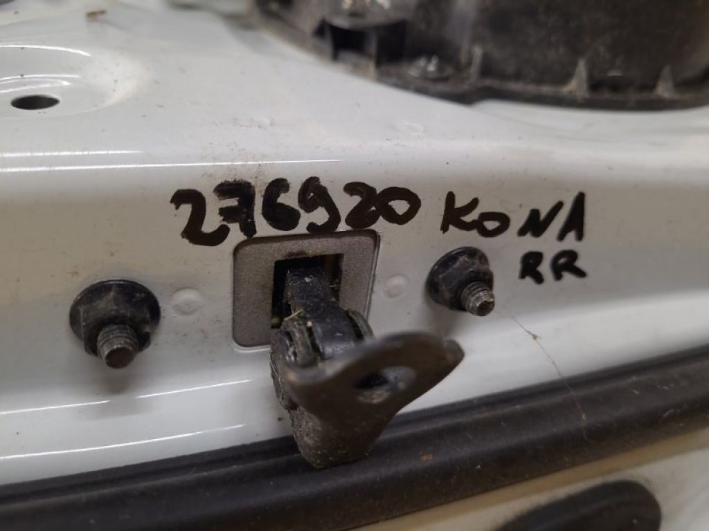79490 J9000 | Ограничитель двери задн. прав. HYUNDAI KONA OS 17-23
