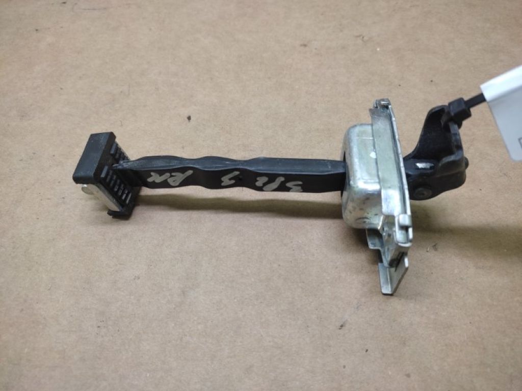 72880-TZ5-A03 | Ограничитель двери задн. лев. ACURA MDX (YD3) 13-21