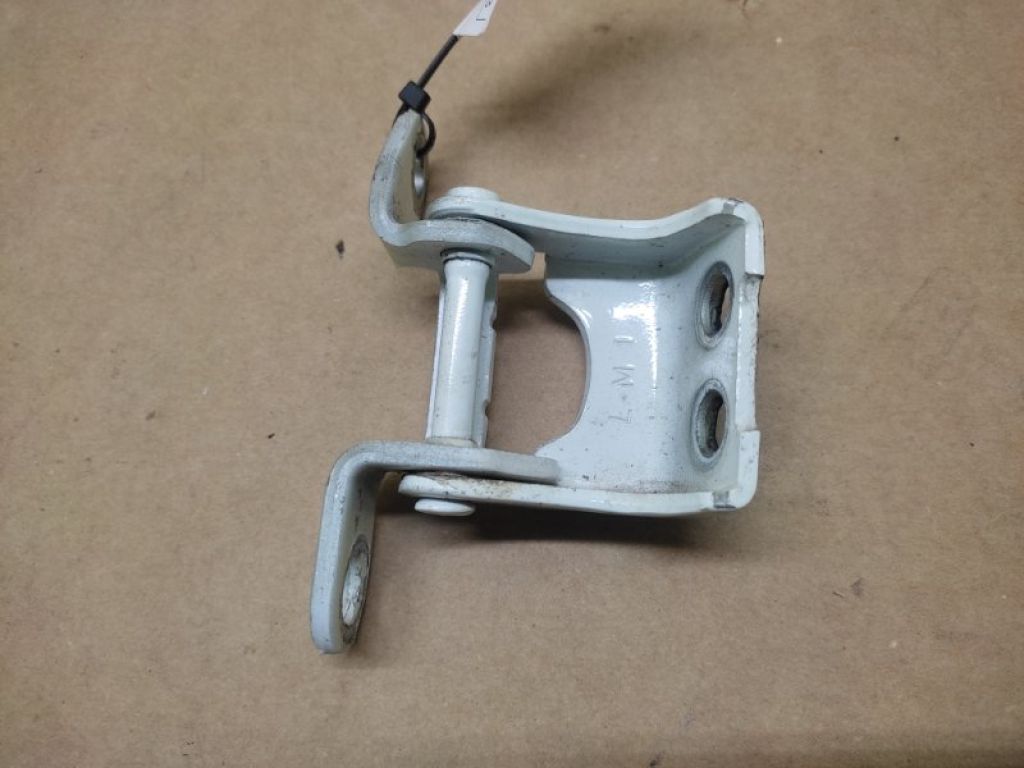 67910-TA5-A02ZZ | Петля двери верхняя задн. прав. ACURA MDX (YD3) 13-21 - Фото 2