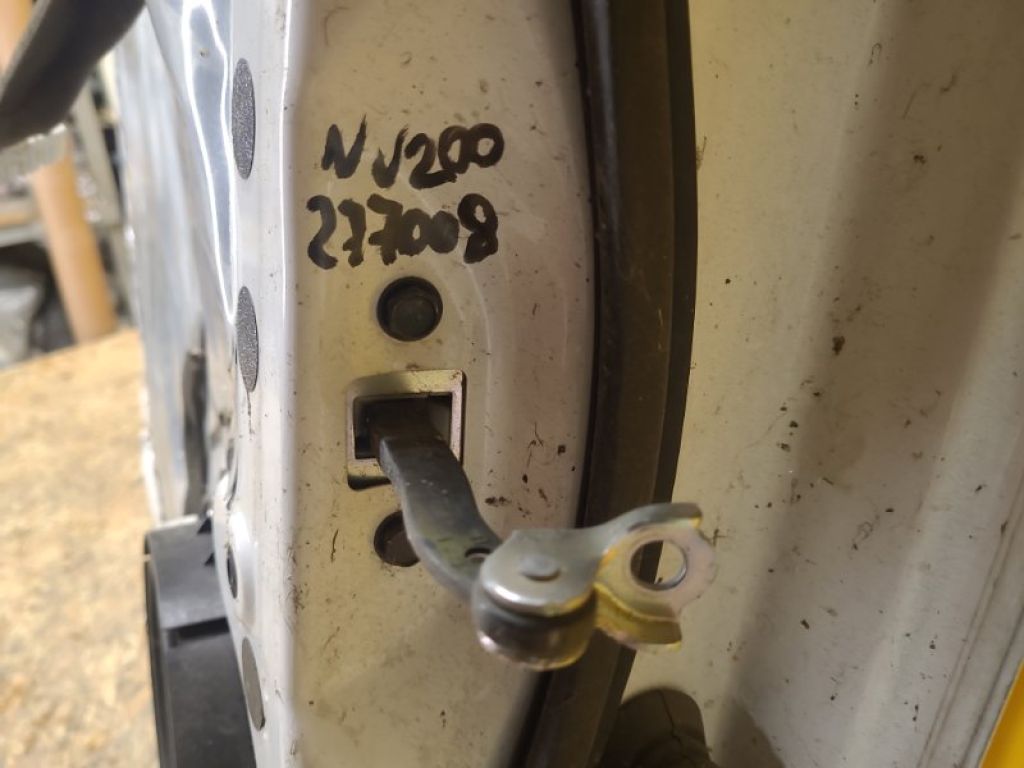 80430-JX00A | Обмежувач дверей передн. лів. NISSAN NV200 USA 13-