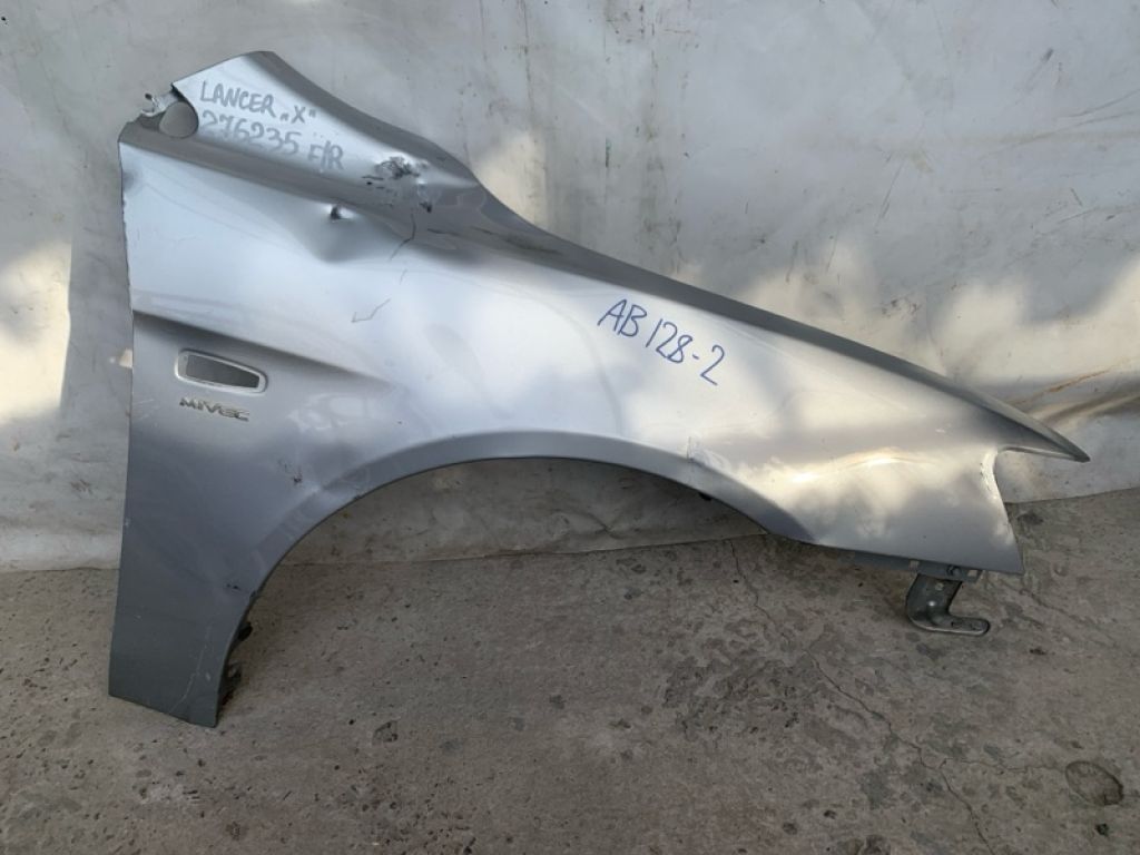 5220C528 | Крило переднє прав. MITSUBISHI LANCER X 10 07-15