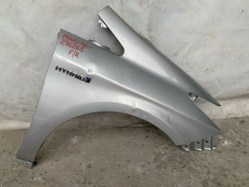 Крыло переднее прав. TOYOTA PRIUS - 30 09-17