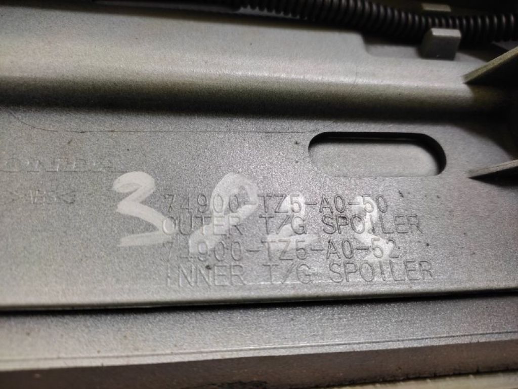 74900-TZ5-A01ZE | Спойлер крышки багажника ACURA MDX (YD3) 13-21 - Фото 4