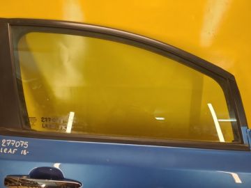Стекло двери передн. прав. NISSAN LEAF 18-