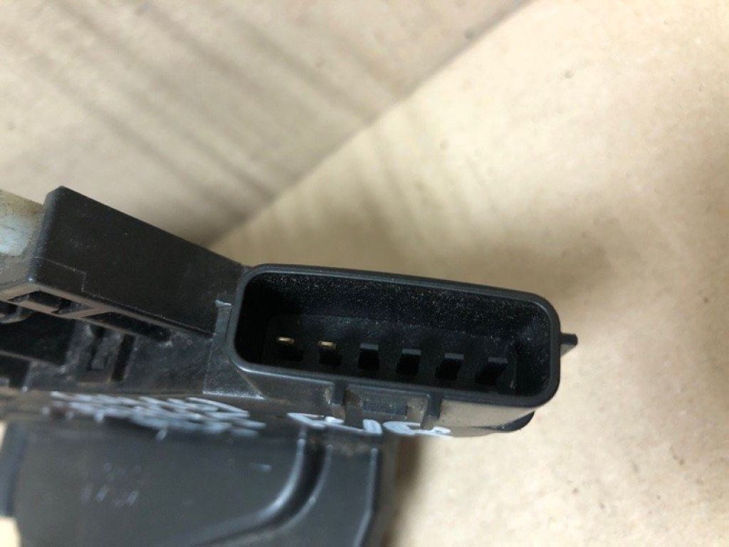 82500-EG000 | Замок двери задн. прав. INFINITI M35/M45 04-10 - Фото 5