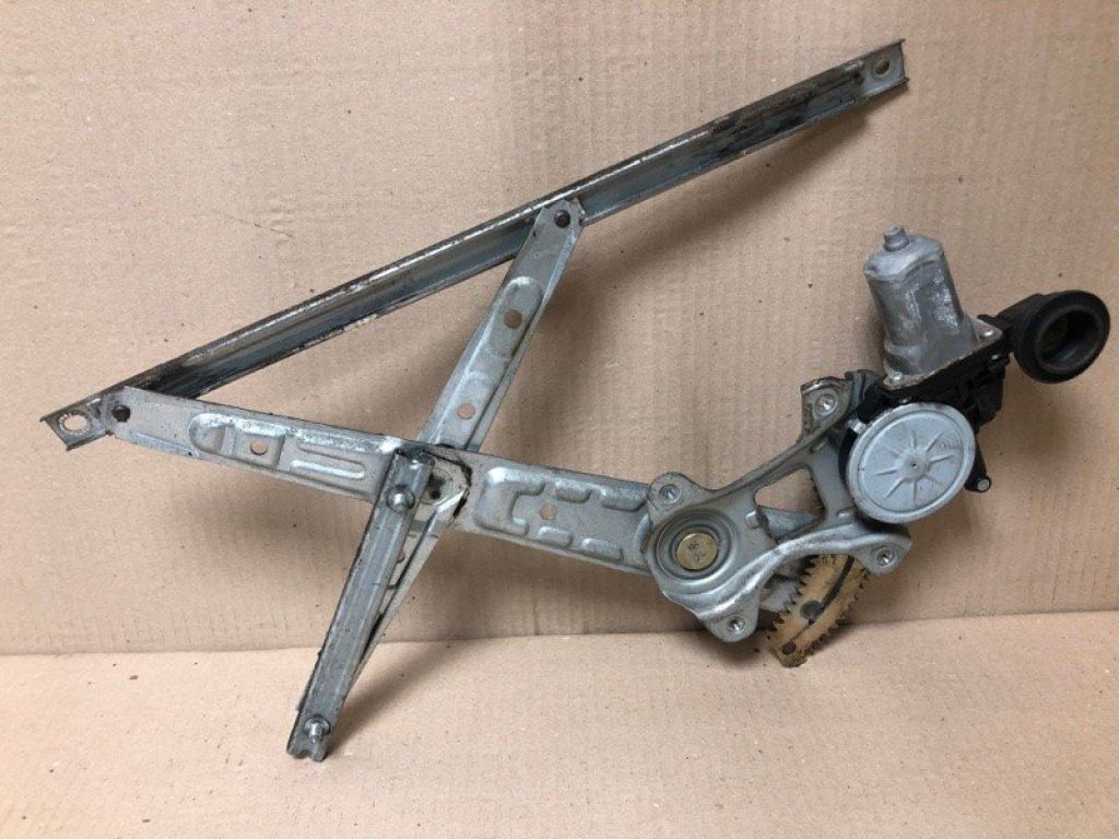 82721-EG000 | Стеклоподъемник задн. лев. INFINITI M35/M45 04-10 - Фото 2