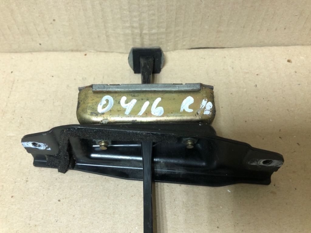 82430-EG000 | Ограничитель двери задн. прав. INFINITI M35/M45 04-10 - Фото 4