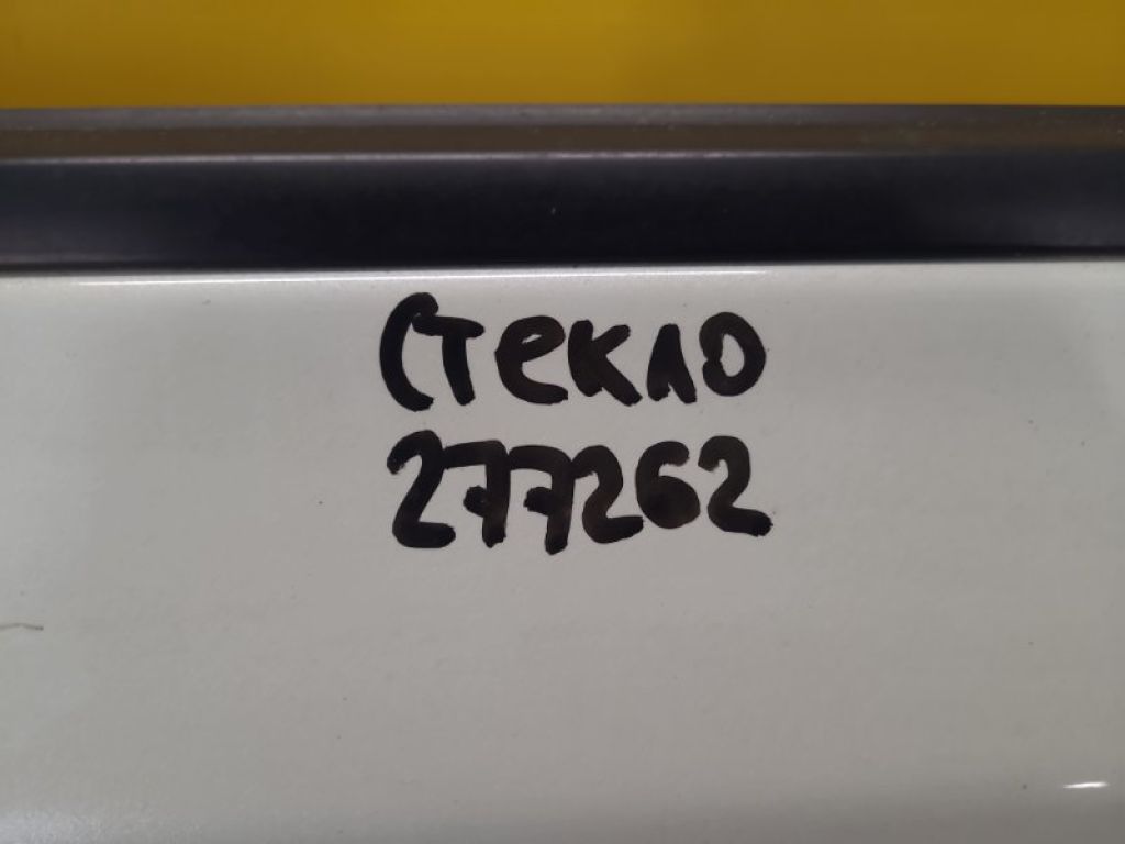 80331-5SF0A | Стекло двери передн. лев. NISSAN LEAF 18-