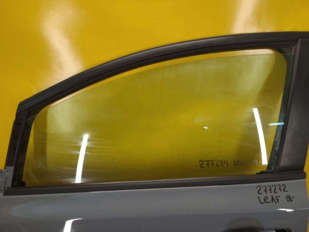 80331-5SF0A | Скло дверей передн. лів. NISSAN LEAF 18-