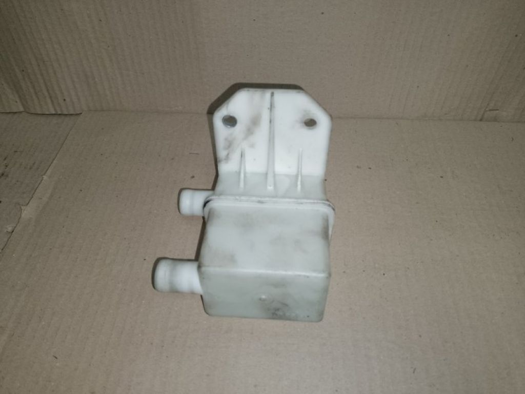 21537-3NA0A | Бачок расширительный NISSAN LEAF 10-17 - Фото 2