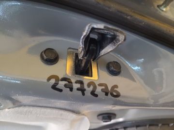 Обмежувач дверей передн. лів. NISSAN LEAF 18-