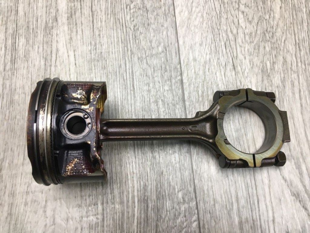12100-31U0B | Шатун NISSAN TEANA J32 08-14