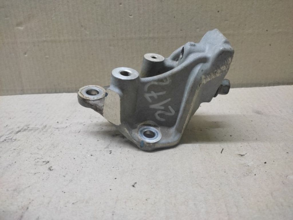 50290-T2F-A01 | Кріплення балки підвіски передн. прав. ACURA TLX 17-20 - Фото 4