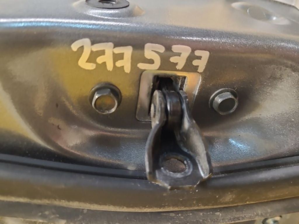 82430-3NF0A | Ограничитель двери задн. прав. NISSAN LEAF 18-