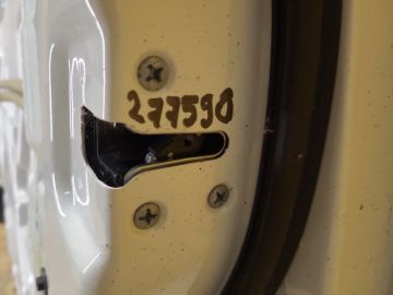 Замок двери передн. прав. NISSAN LEAF 18-
