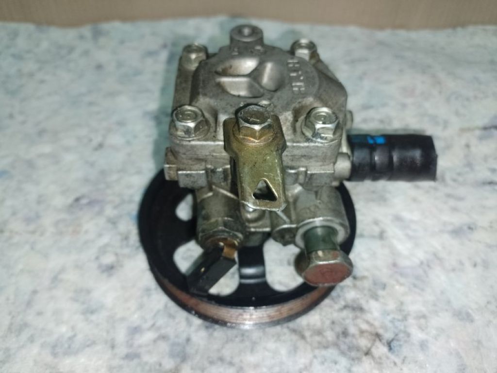 MN100472 | Насос ГПК MITSUBISHI OUTLANDER 03-07