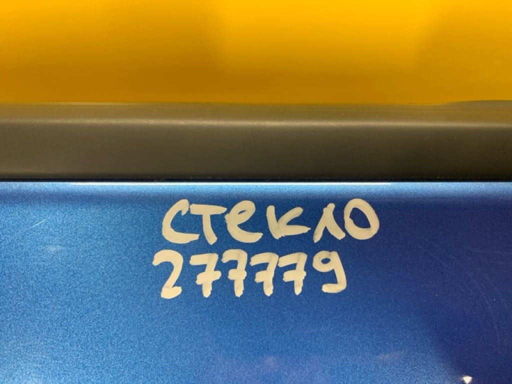 80331-5SF0A | Стекло двери передн. лев. NISSAN LEAF 18-