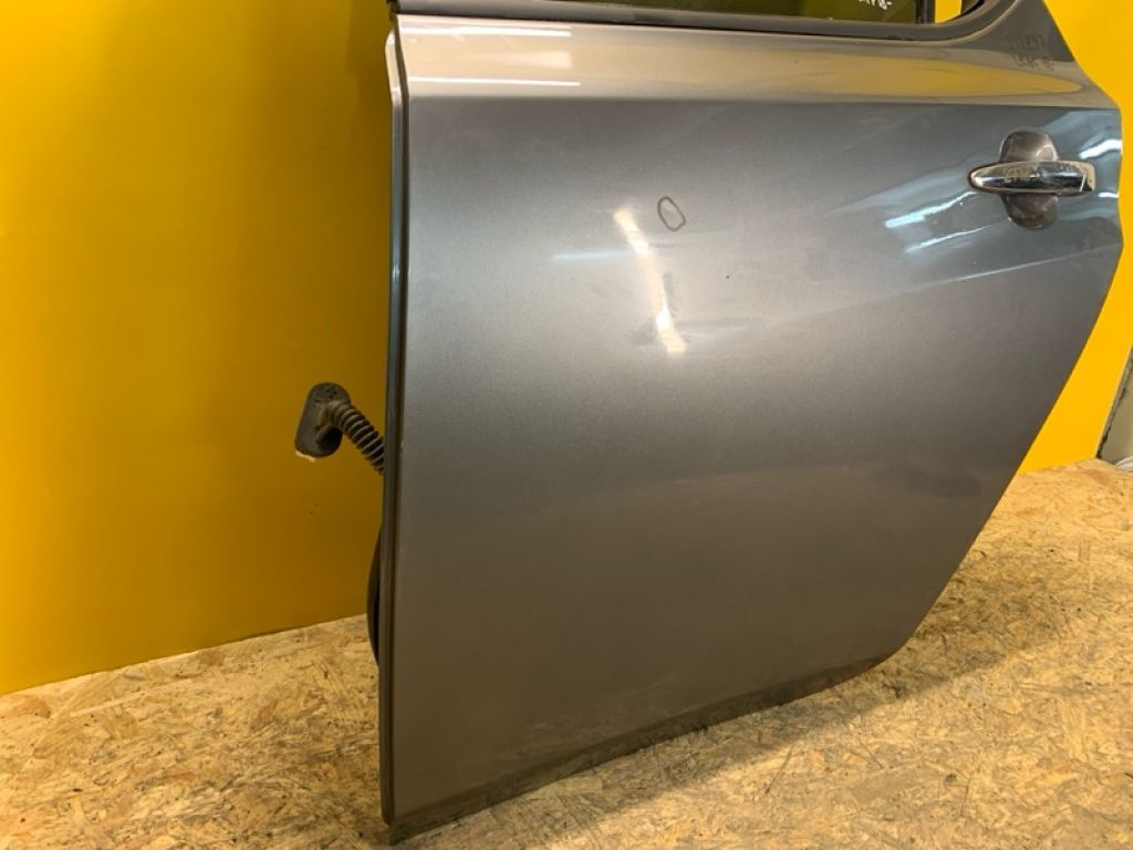 82101-5SF0A | Двері задн. лів. NISSAN LEAF 18- - Фото 2