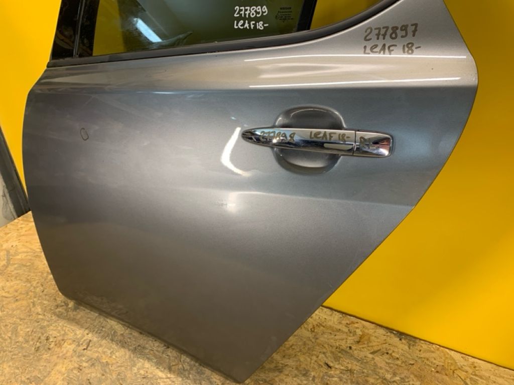 82101-5SF0A | Двері задн. лів. NISSAN LEAF 18- - Фото 3