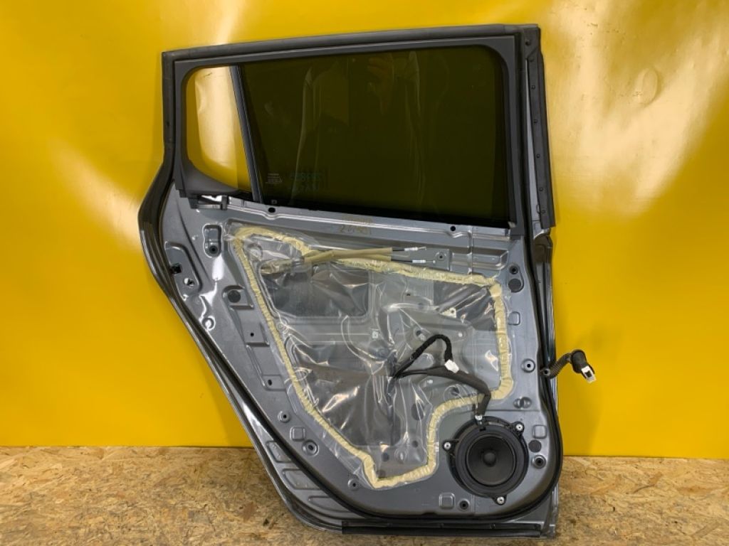 82101-5SF0A | Двері задн. лів. NISSAN LEAF 18- - Фото 4