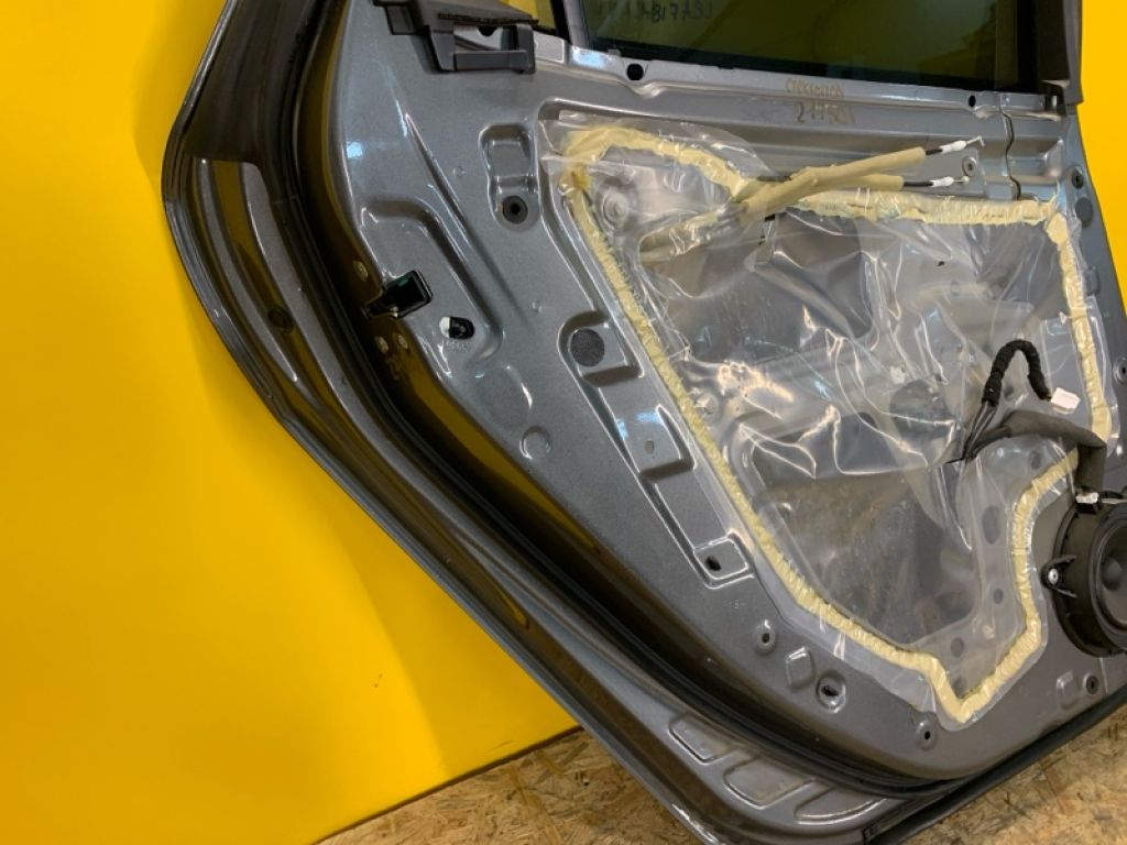 82101-5SF0A | Двері задн. лів. NISSAN LEAF 18- - Фото 5