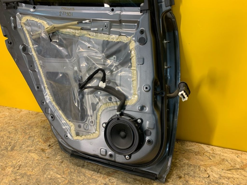 82101-5SF0A | Двері задн. лів. NISSAN LEAF 18- - Фото 6