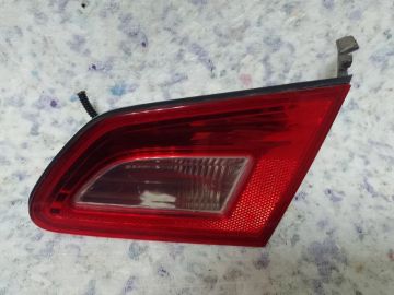 Фонарь внутренний задний правый INFINITI G25/G35/G37/Q40 06-14