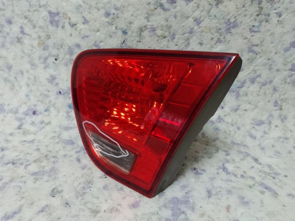 92404-2H010 | Ліхтар внутрішній задн. прав. HYUNDAI ELANTRA HD 06-11