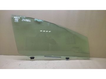 Скло дверей передн. прав. TOYOTA PRIUS - 30 09-17