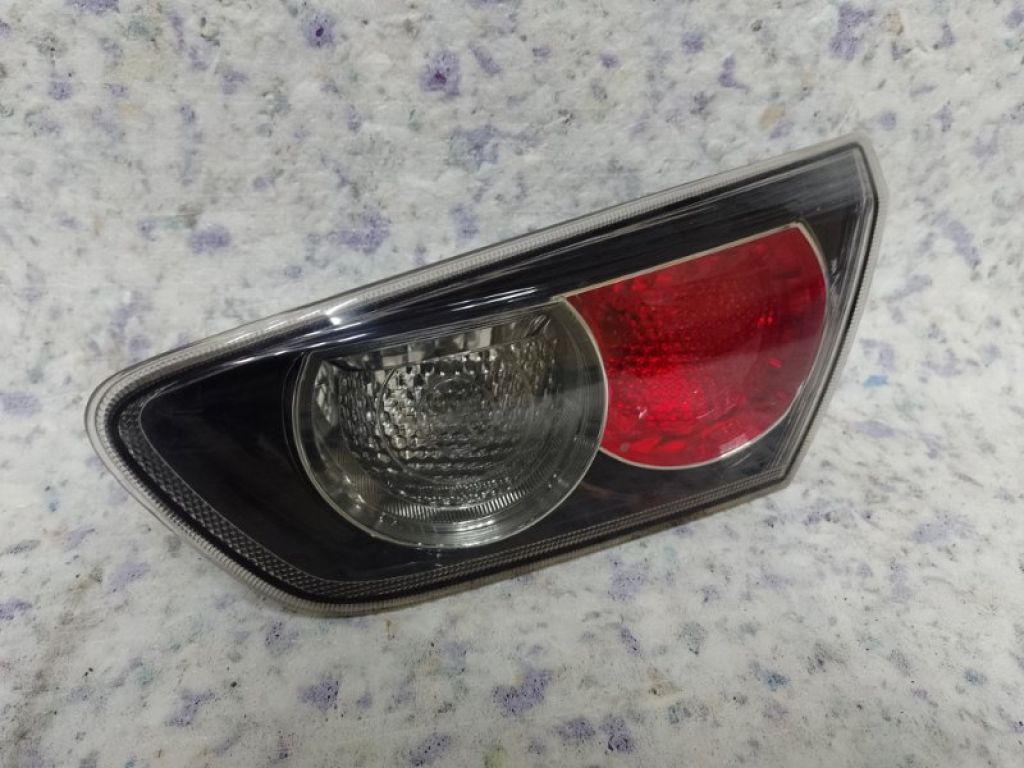 8330A626 | Ліхтар внутрішній задн. прав. MITSUBISHI LANCER X 10 07-15