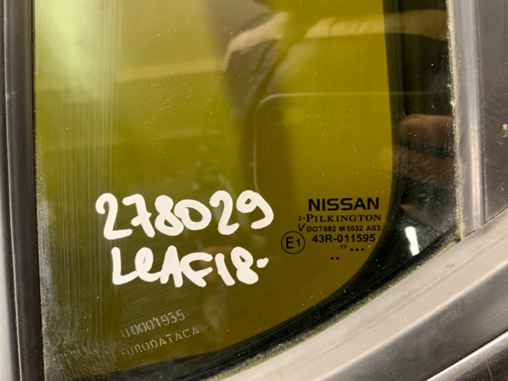 82221-5SF1A | Скло дверей глухе задн. лів. NISSAN LEAF 18- - Фото 2