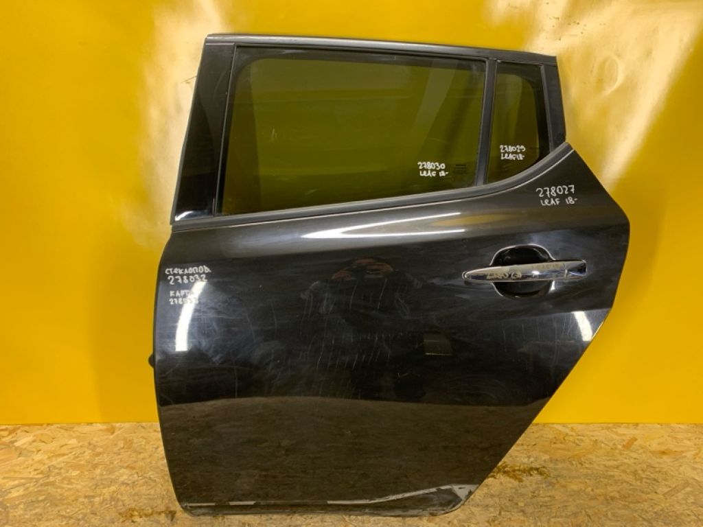 82101-5SF0A | Дверь задн. лев. NISSAN LEAF 18-